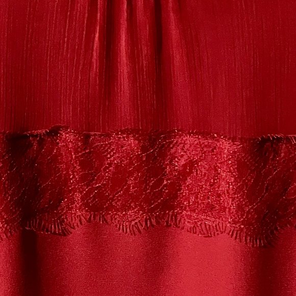 Like New APT. 9 Size Medium Long Sleeve Top in Candy Apple Red. - Picture 2 of 6